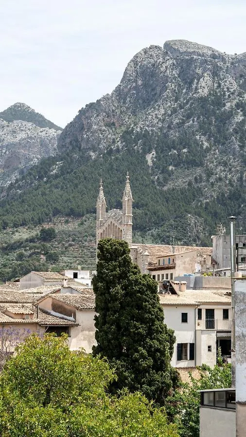L'Avenida Hotell Sóller 4*,